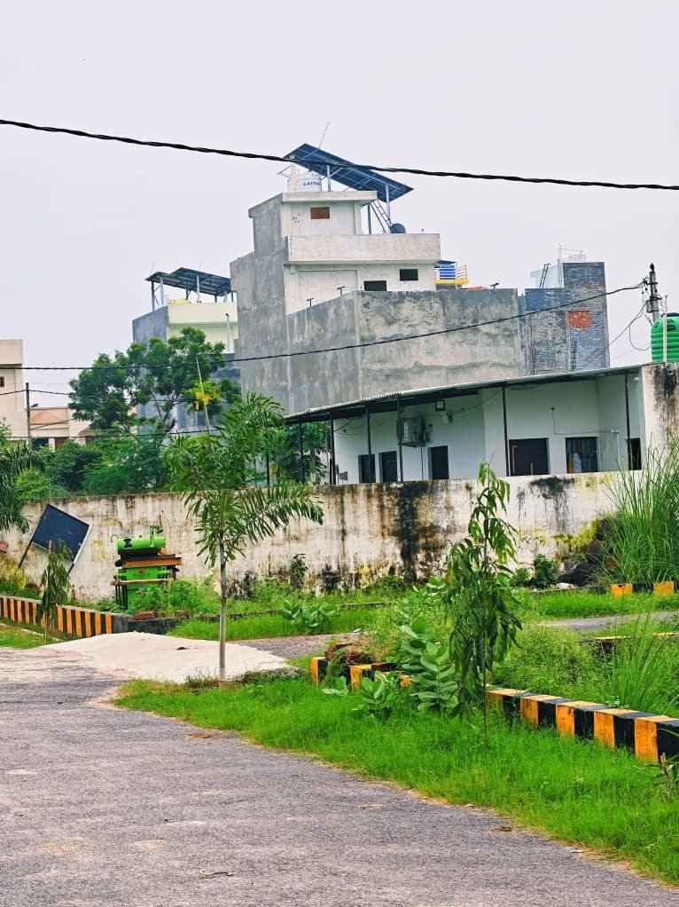 Residential houses on-site at Dauwa Green City township