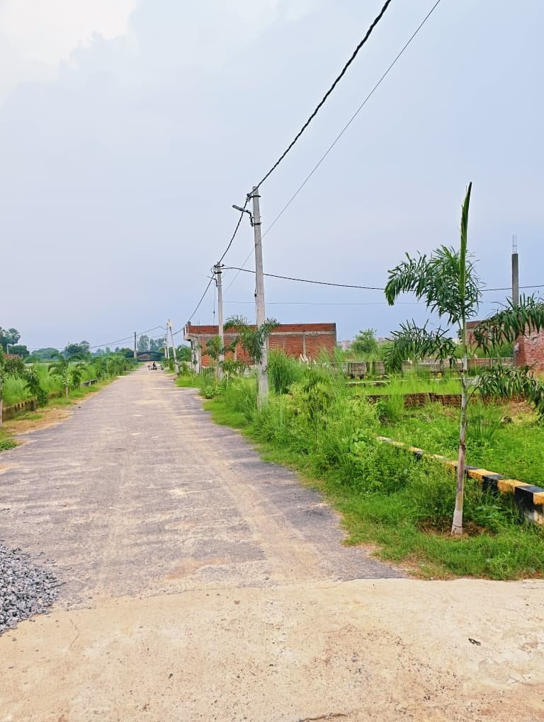 Modern house construction at Dauwa Green City